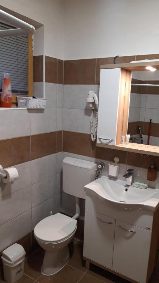 Apartment And Rooms"Tabasnice"Tuzla Centar 외부 사진