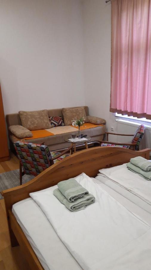 Apartment And Rooms"Tabasnice"Tuzla Centar 외부 사진