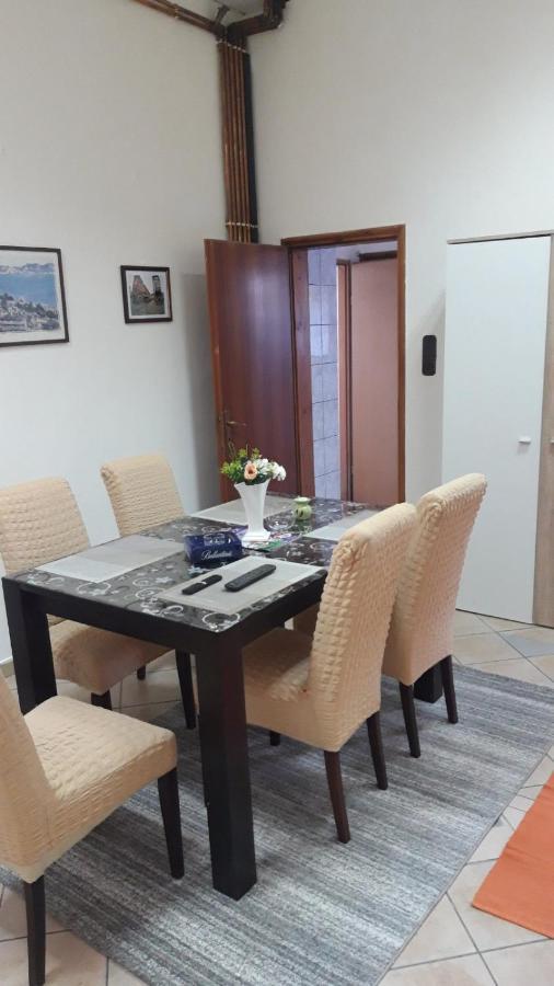 Apartment And Rooms"Tabasnice"Tuzla Centar 외부 사진
