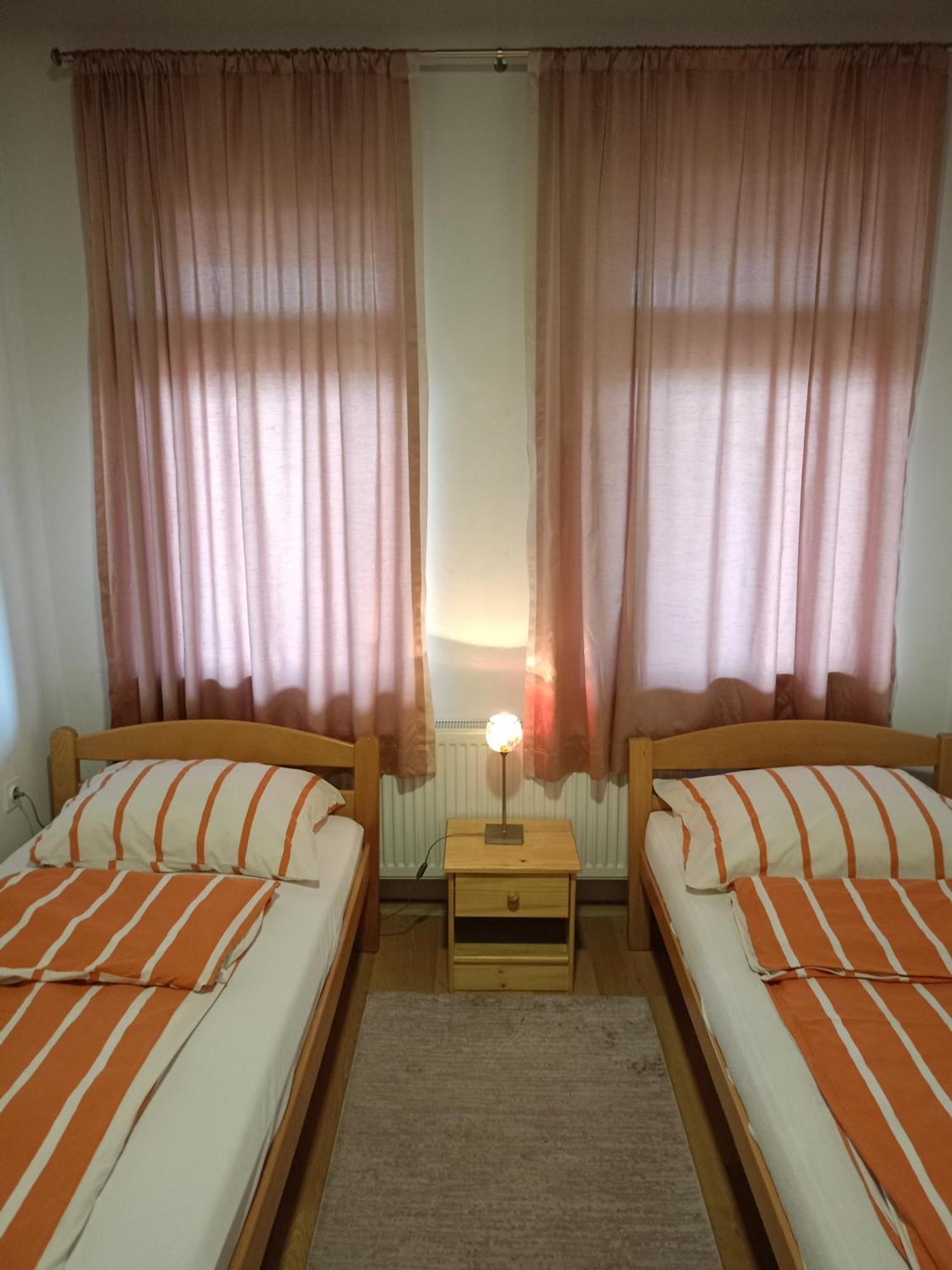 Apartment And Rooms"Tabasnice"Tuzla Centar 외부 사진