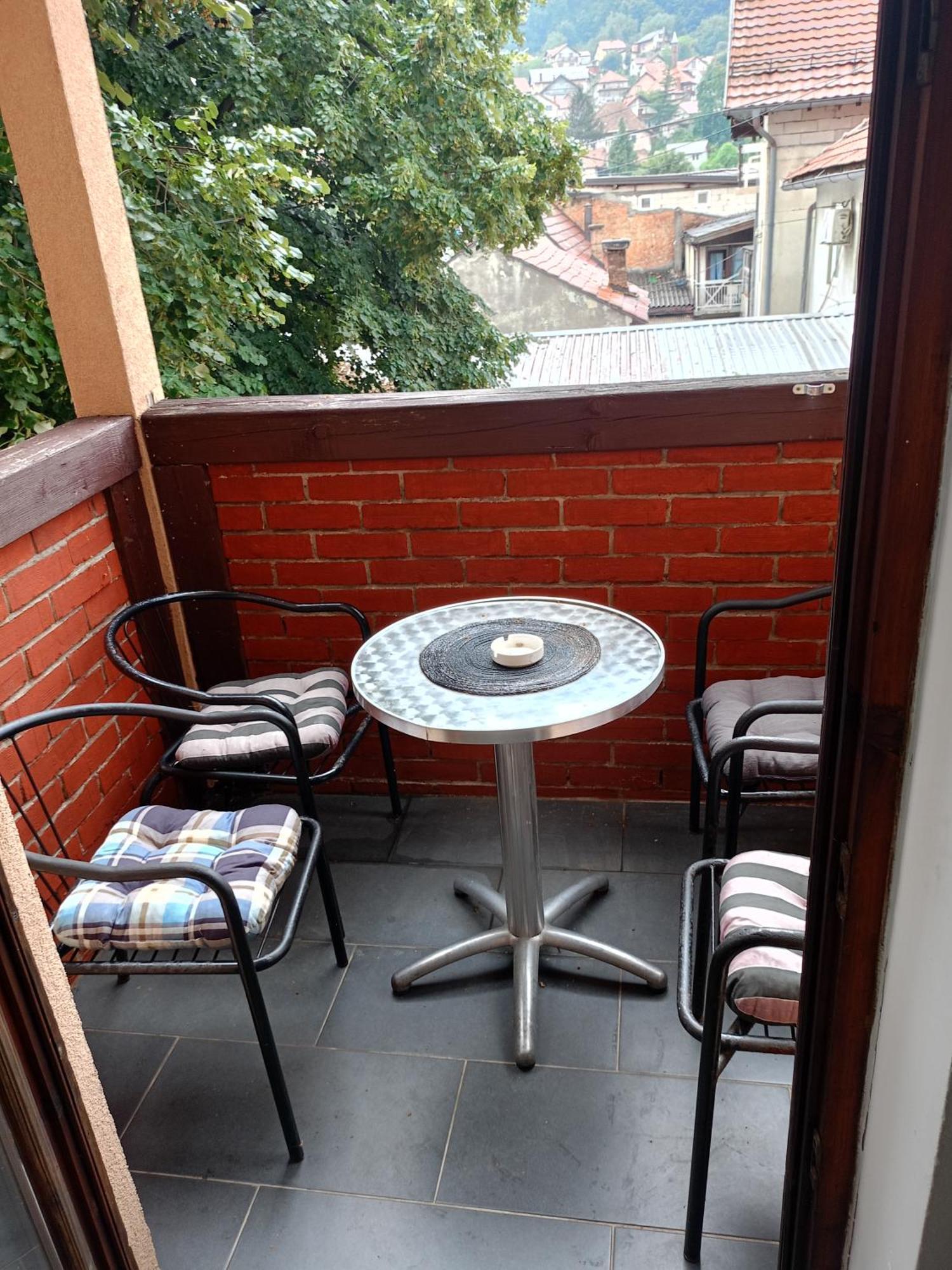 Apartment And Rooms"Tabasnice"Tuzla Centar 외부 사진